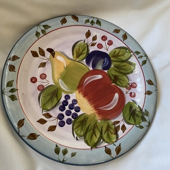 Heritage Mint Ltd Black Forest Fruits Set Of 2 Dinner Plates - Picture 4 of 4